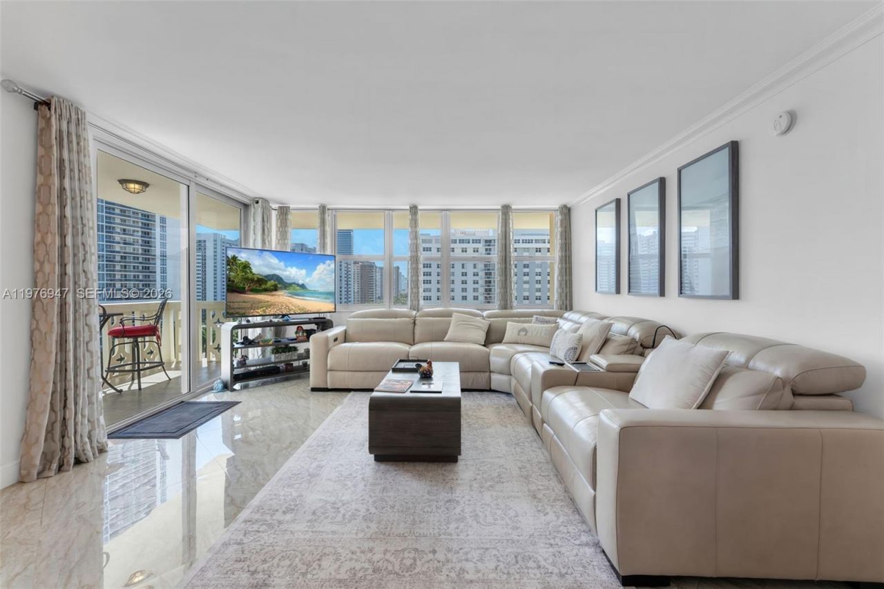 1825 S Ocean Dr, Unit 1014, Hallandale Beach, FL 33009 Photo