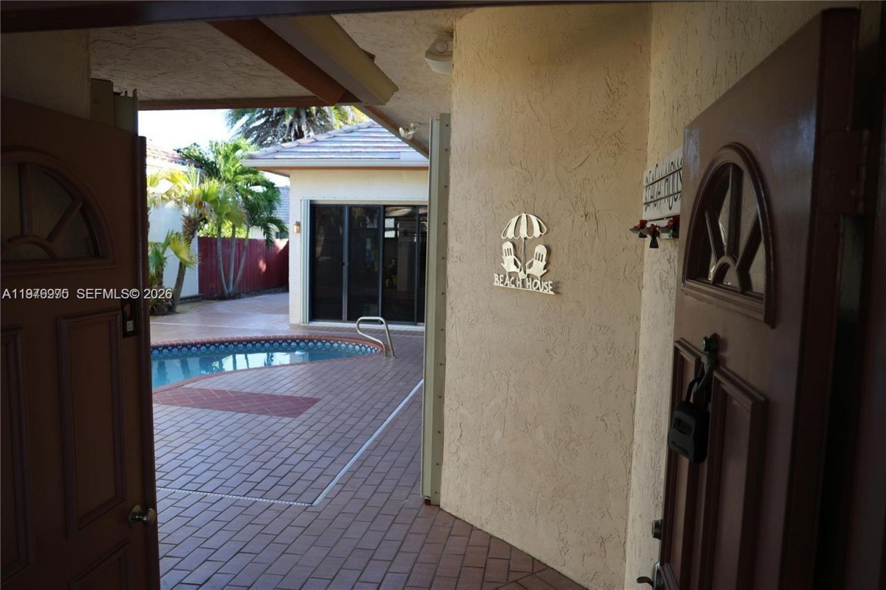 212 Citrus Trl , Boynton Beach, FL 33436 Photo