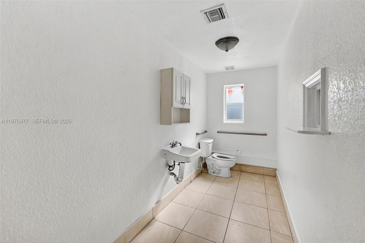 3302 NE 34th St , Unit 3348, Fort Lauderdale, FL 33308 Photo