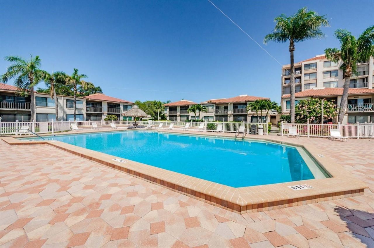 6218 Palma Del Mar Boulevard S, Unit 507, Saint Petersburg, FL 33715 Photo