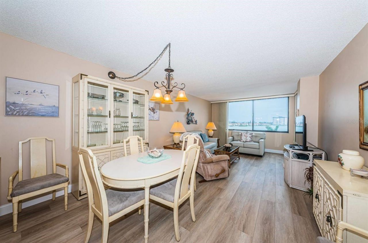 6218 Palma Del Mar Boulevard S, Unit 507, Saint Petersburg, FL 33715 Photo