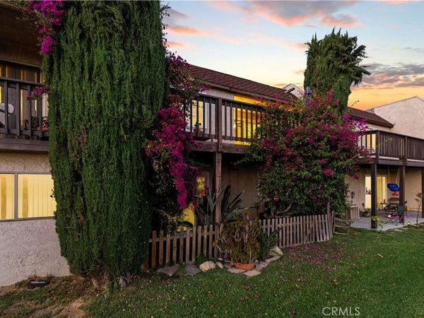 15614 Crestview Lane, Unit 63, Granada Hills, CA 91344