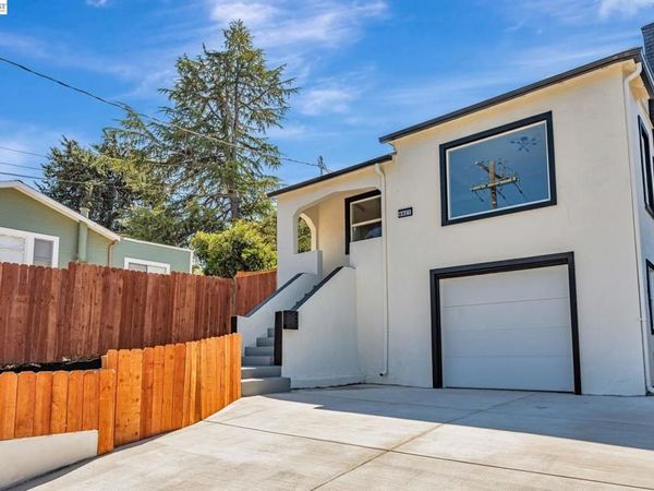 6927 6927 Sunkist Dr, Oakland, CA 94605