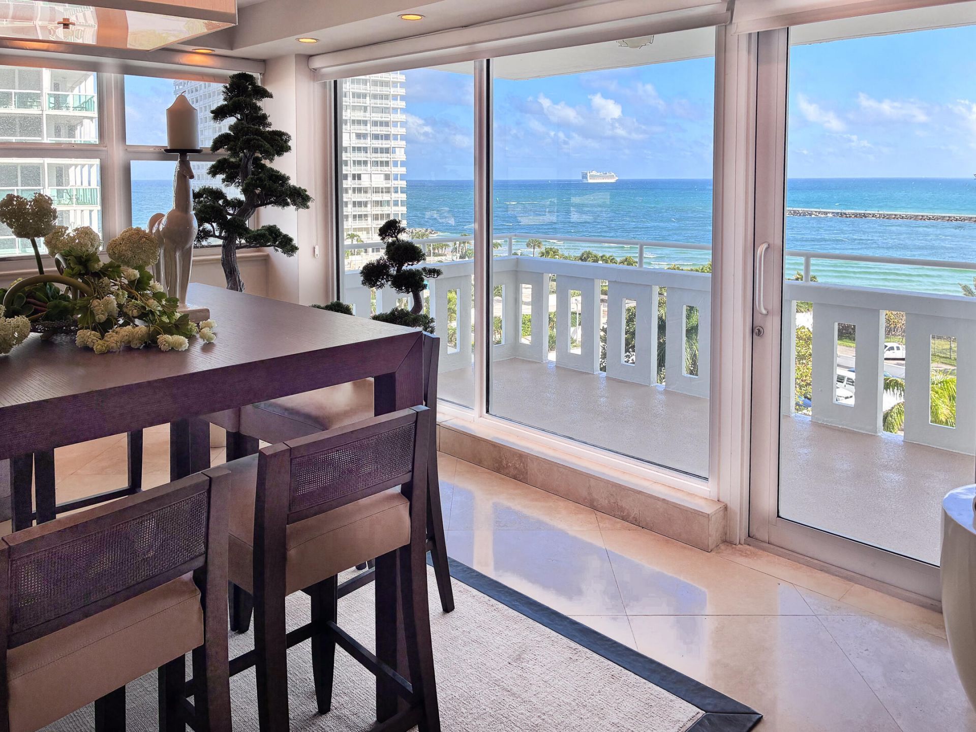 2000 S Ocean Drive, Unit 810, Fort Lauderdale, FL 33316 Photo