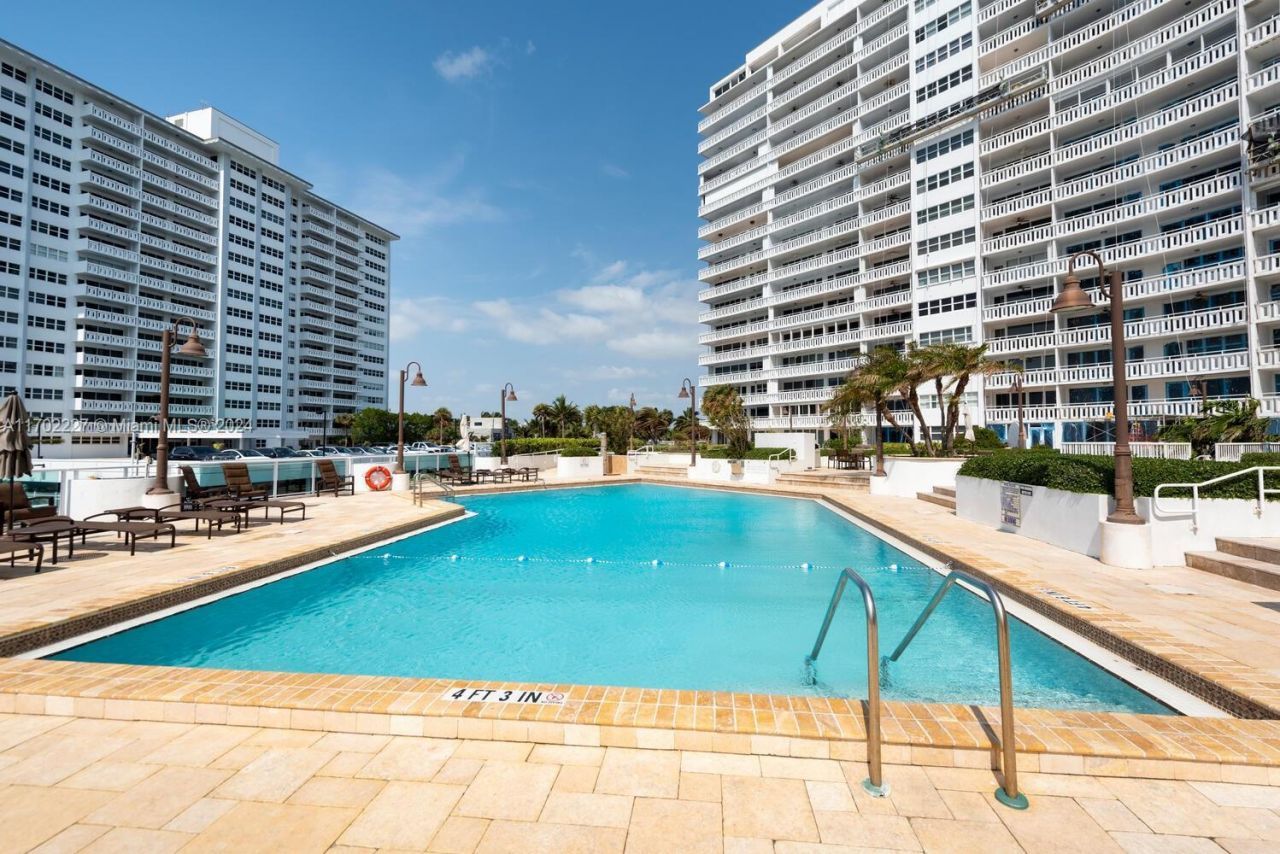 2000 S Ocean Drive, Unit 810, Fort Lauderdale, FL 33316 Photo
