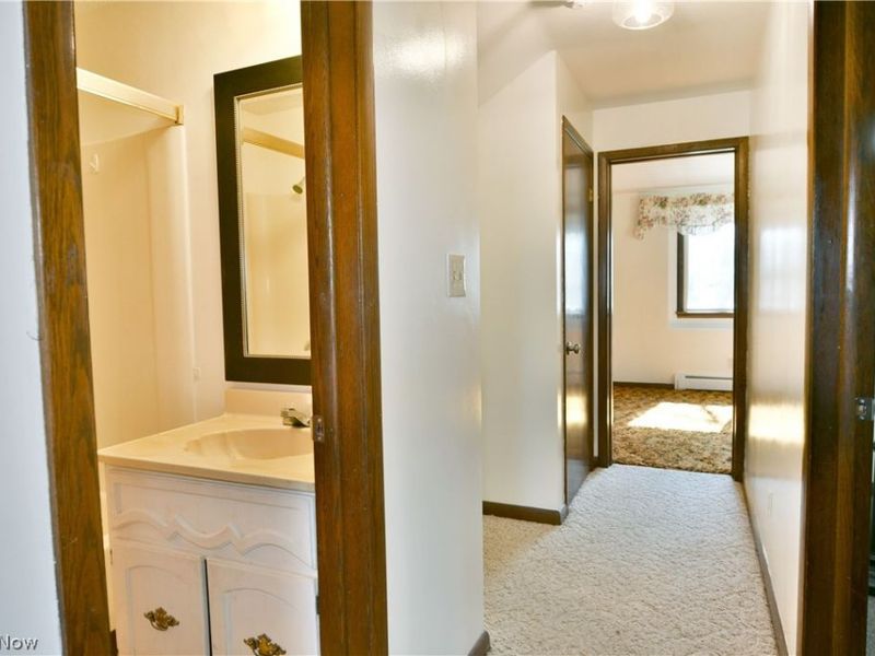 9 Hillside Drive, Girard, OH 44420 Photo 32