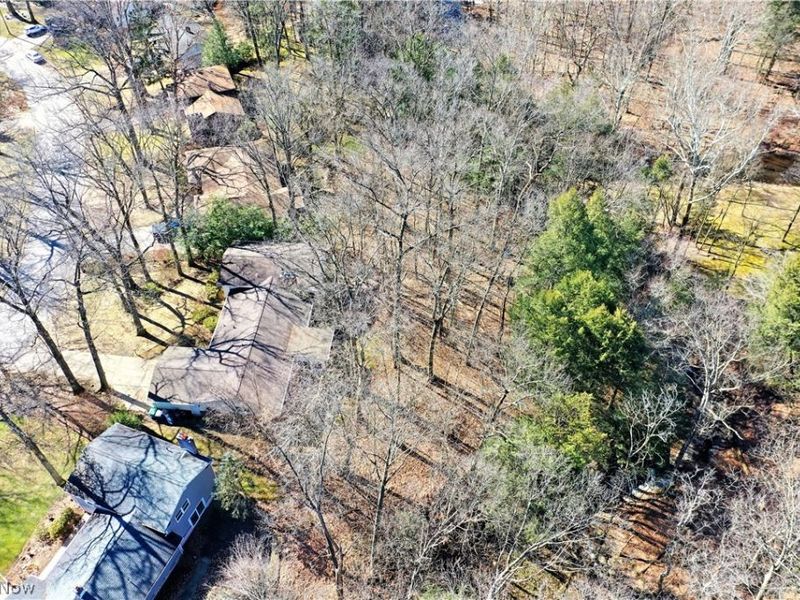 9 Hillside Drive, Girard, OH 44420 Photo 4