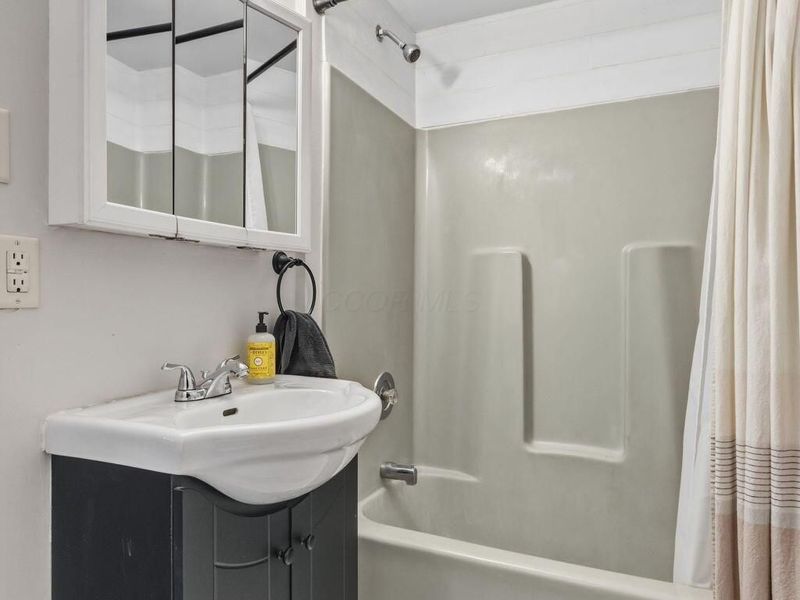 8 E Walnut Street, Marengo, OH 43334 Photo 18