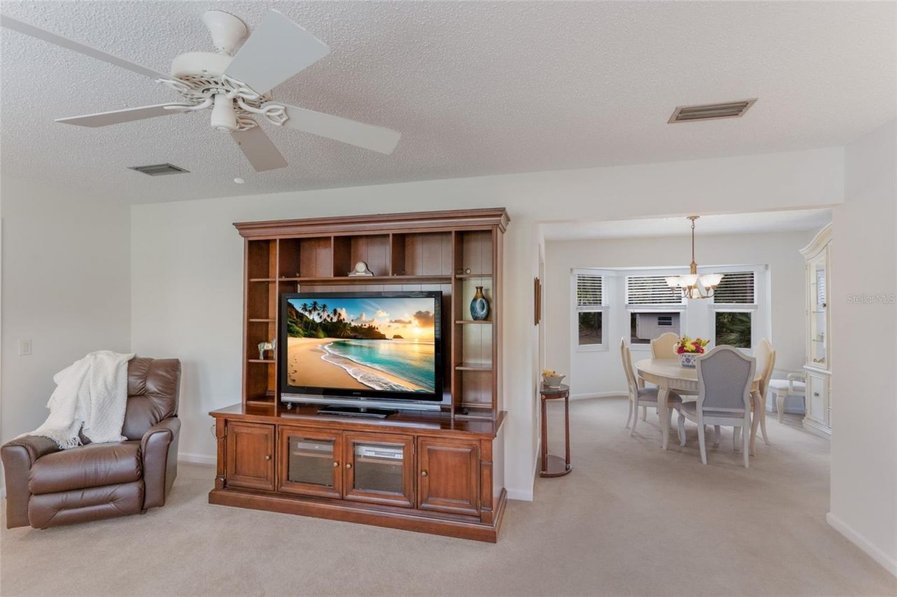 10617 Forest Run Drive, Bradenton, FL 34211 Photo