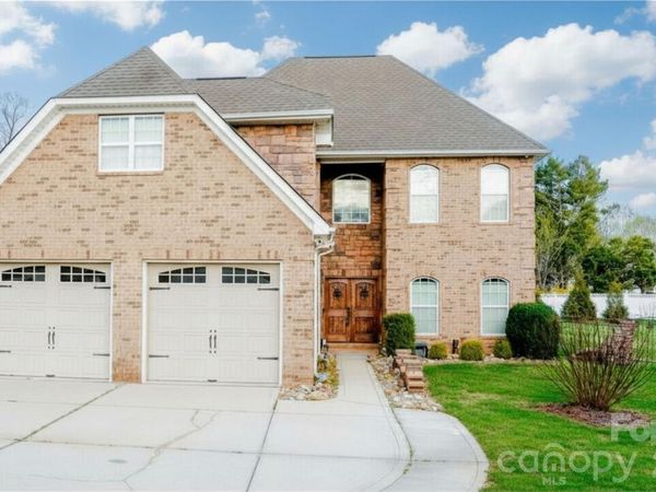 4570 Lanstone Court SW, Concord, NC 28027