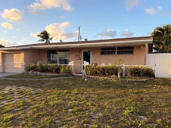 8641 NW 25th Ct , Sunrise, FL 33322