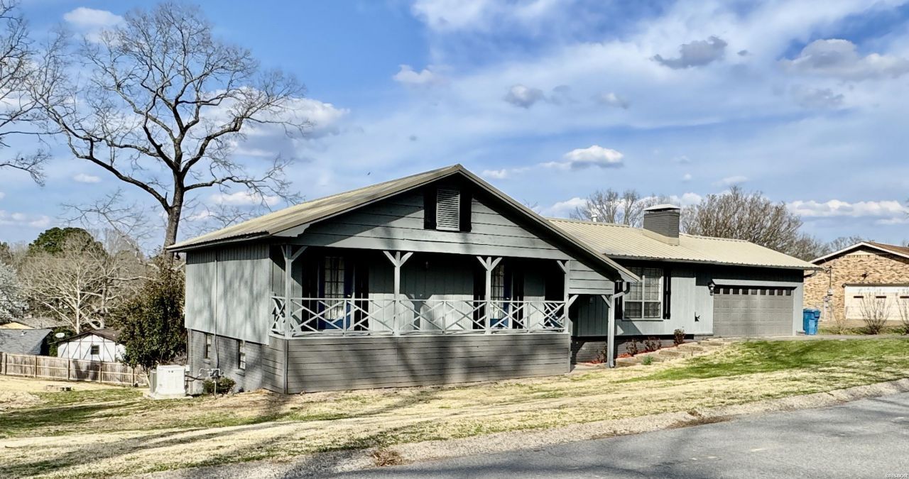 2813 SOUTHGATE Drive Malvern, AR 72104