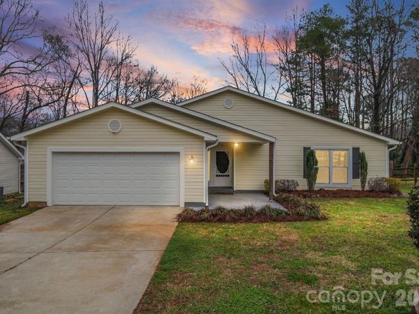 9357 Aylesbury Lane, Mint Hill, NC 28227