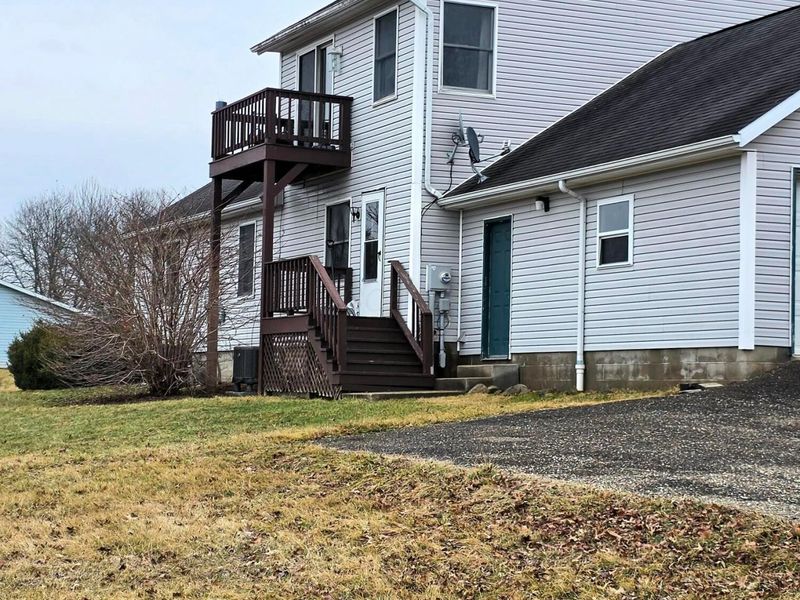 141 Meadowpark Drive, Cambridge, OH 43725 Photo 7