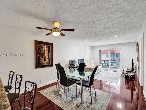 7610 Stirling Rd , Unit 207C, Davie, FL 33024