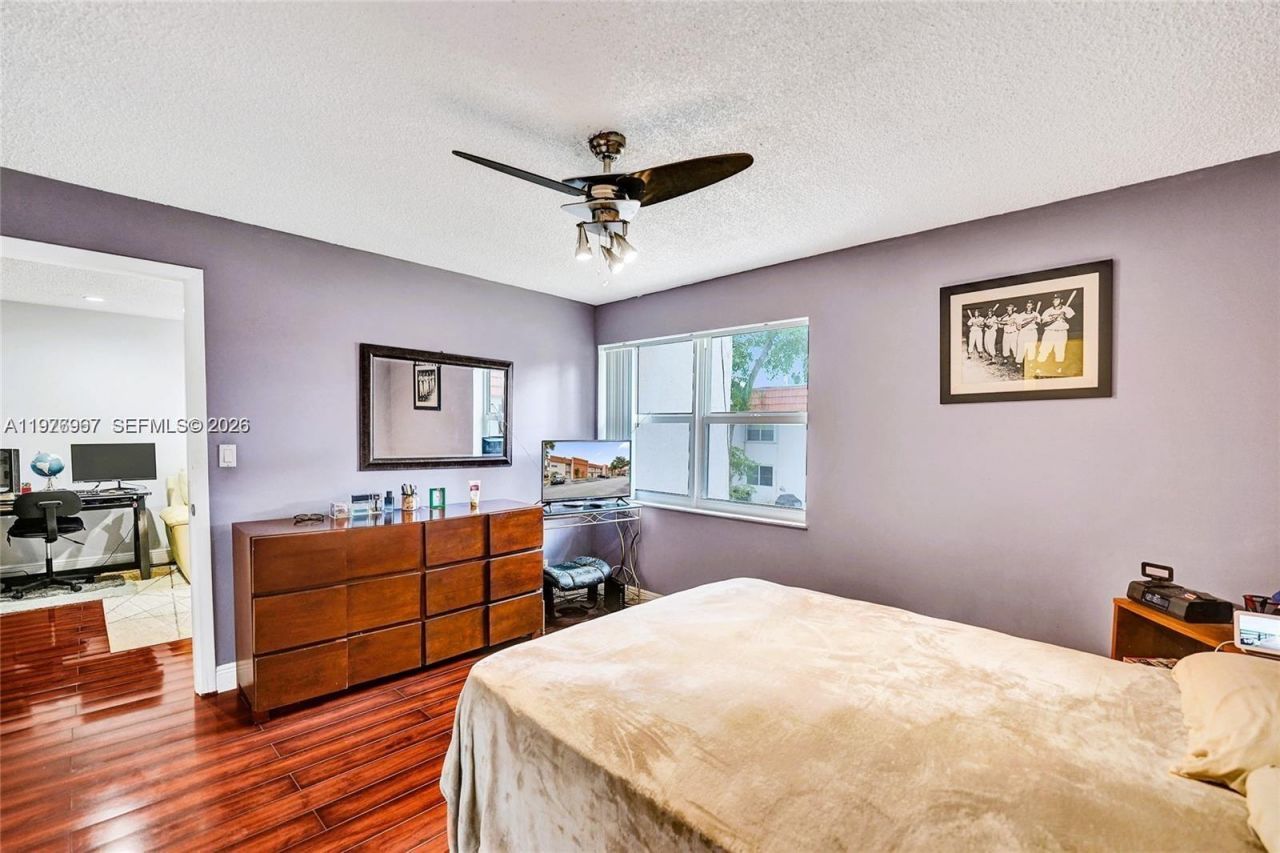 7610 Stirling Rd , Unit 207C, Davie, FL 33024 Photo