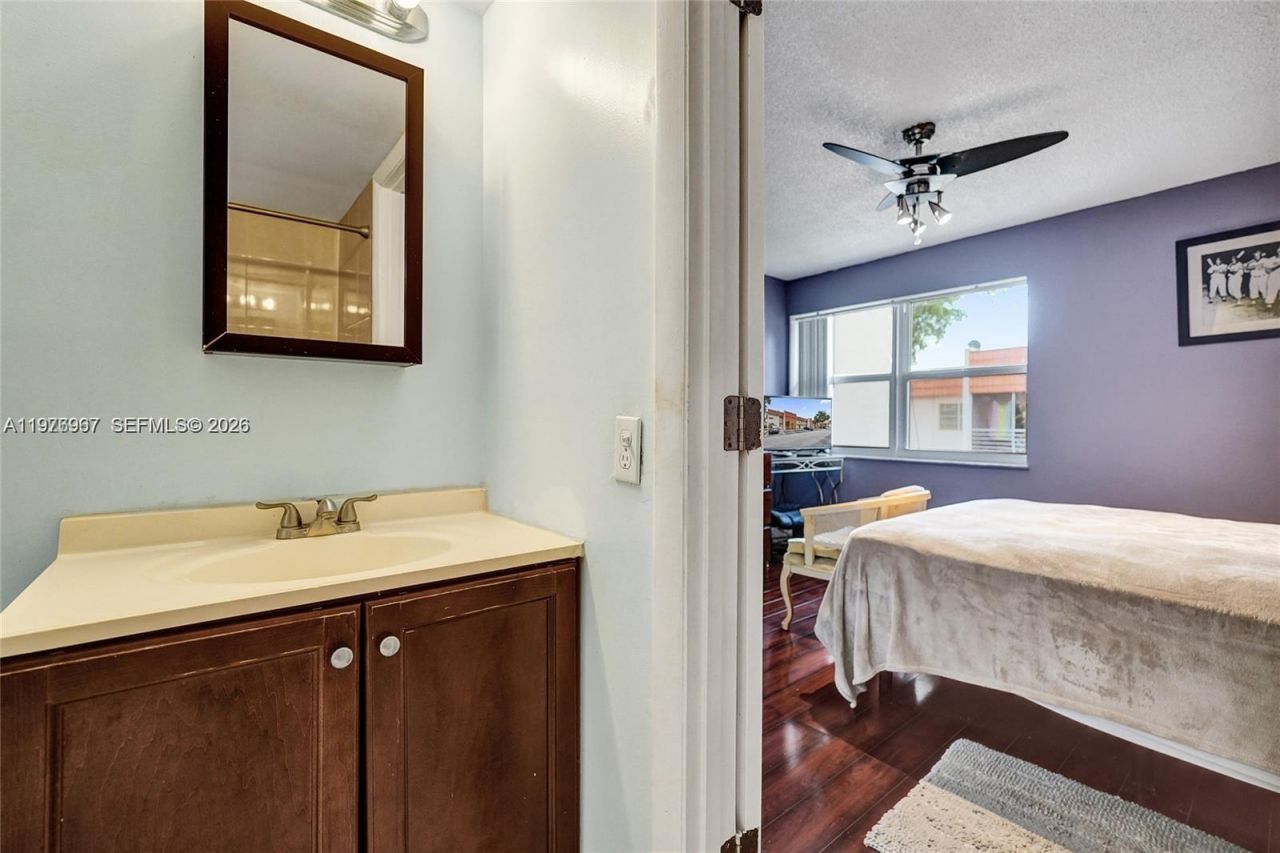 7610 Stirling Rd , Unit 207C, Davie, FL 33024 Photo