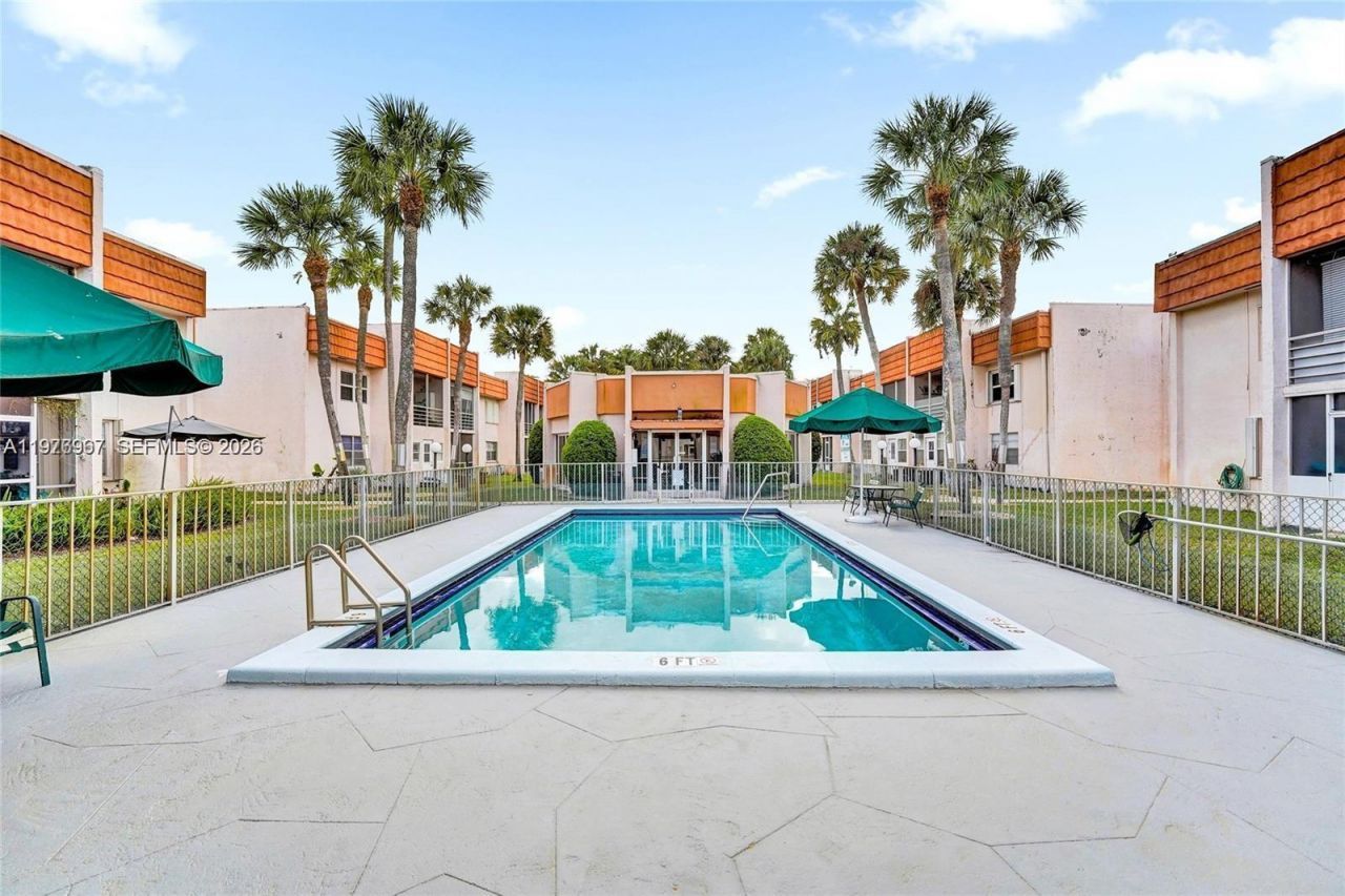7610 Stirling Rd , Unit 207C, Davie, FL 33024 Photo