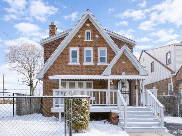 13932 Roselawn Street, Detroit, MI 48238