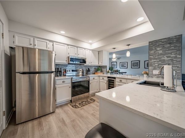 5940 Baydy Peak Road, Unit 1123, Osage Beach, MO 65065
