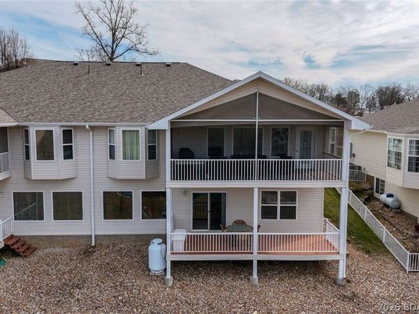 5181 Vicus Castri, Osage Beach, MO 65065