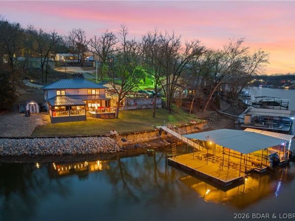 73 Snowbird Road , Sunrise Beach, MO 65079