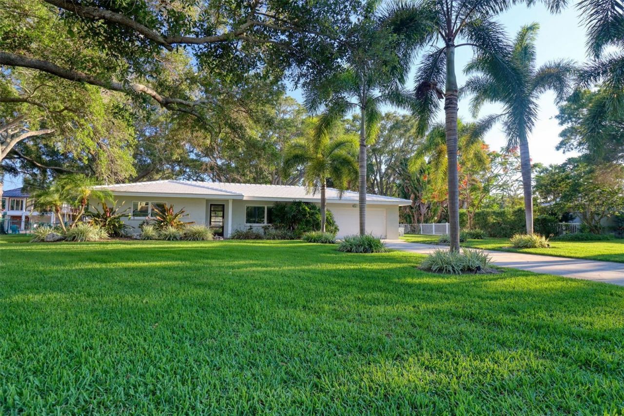 5 Shore Drive, Dunedin, FL 34698 Photo