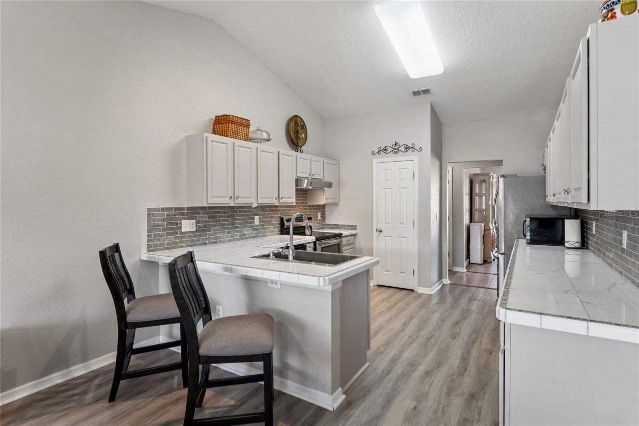 10318 Gifford Drive , Spring Hill, FL 34608 Photo