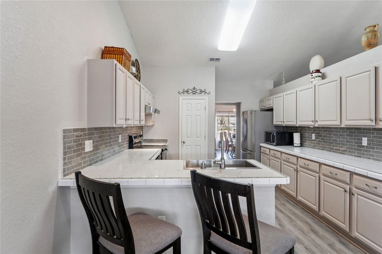 10318 Gifford Drive , Spring Hill, FL 34608 Photo