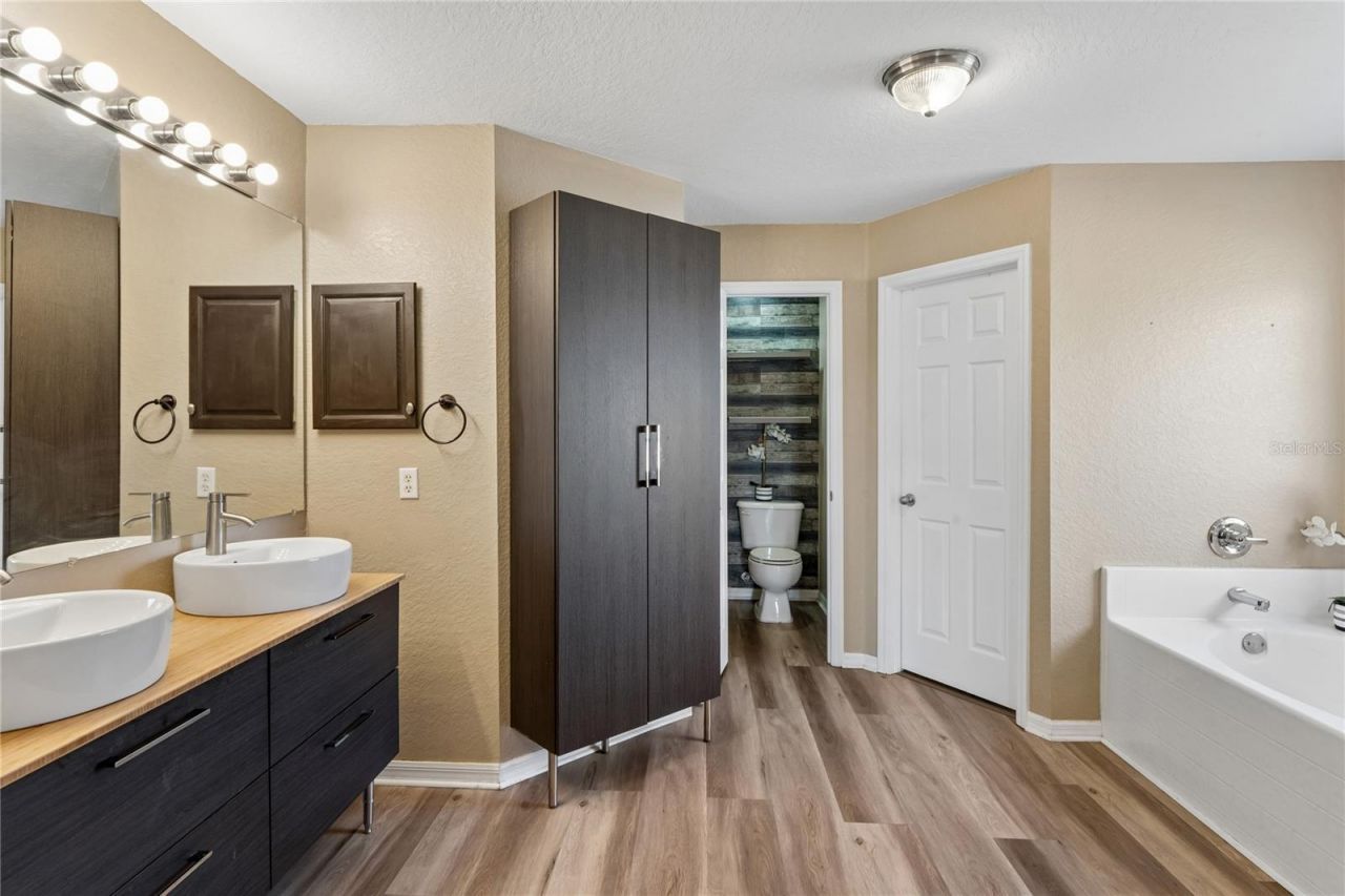 10318 Gifford Drive , Spring Hill, FL 34608 Photo