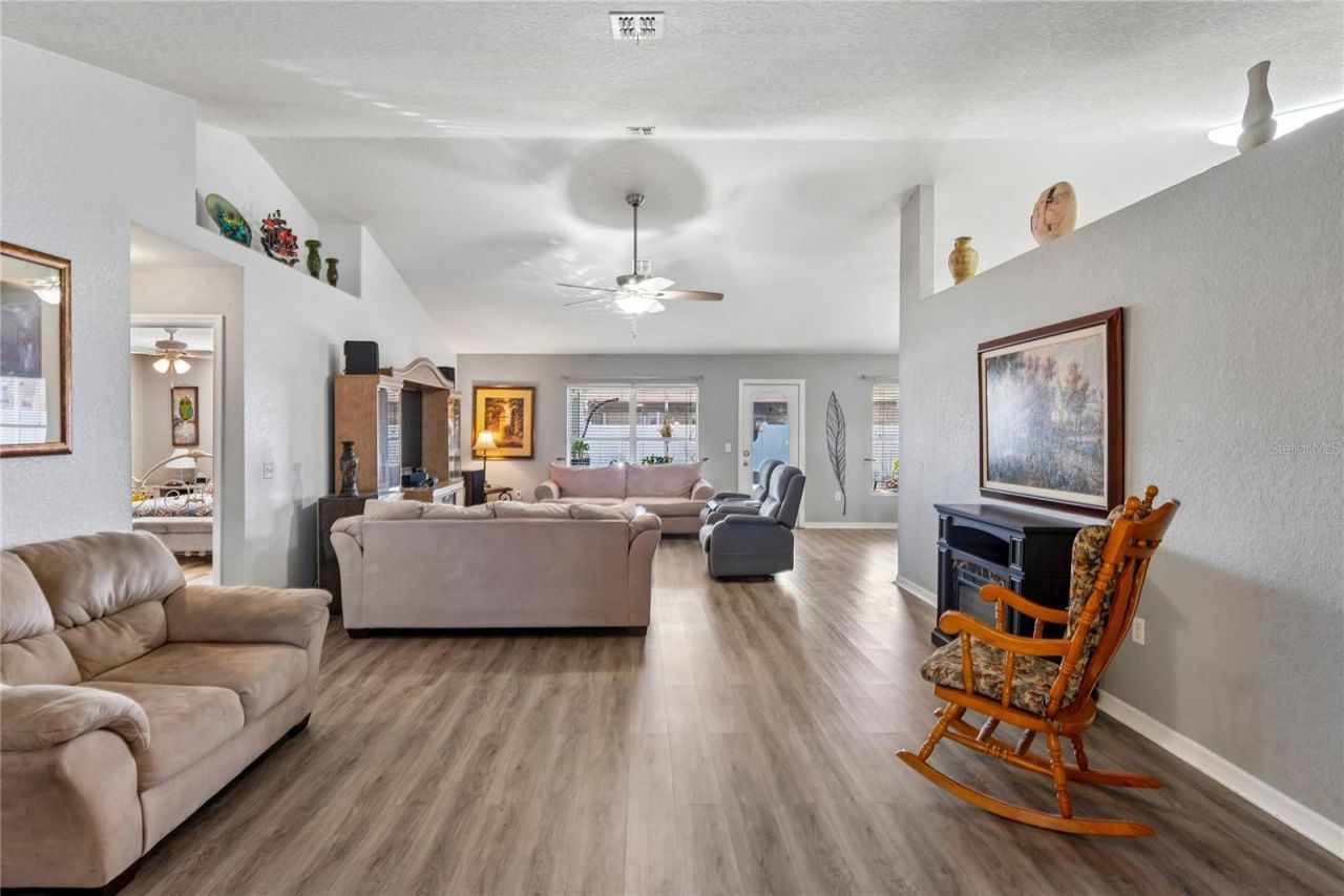 10318 Gifford Drive , Spring Hill, FL 34608 Photo