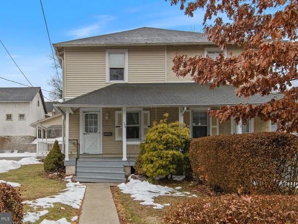 134 PLANT AVENUE, WAYNE, PA 19087