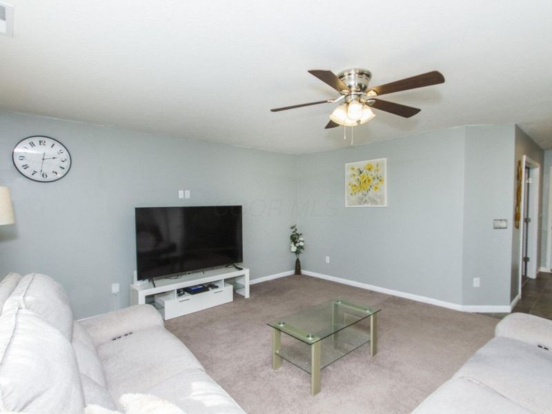 7541 Twisted Bark Drive , Canal Winchester, OH 43110 Photo 11