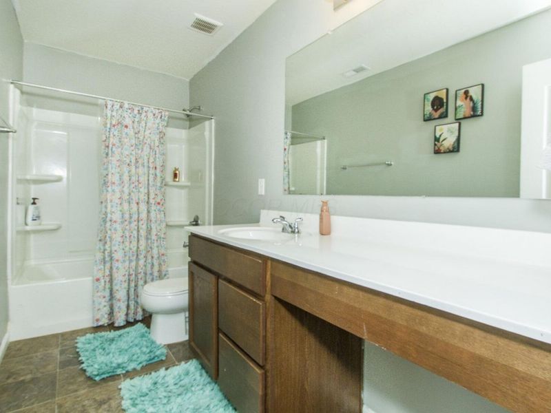 7541 Twisted Bark Drive , Canal Winchester, OH 43110 Photo 22