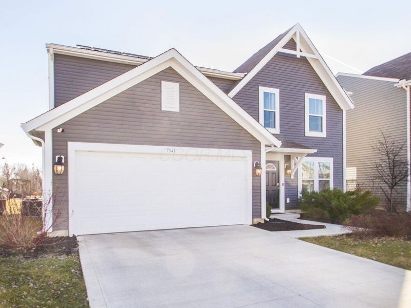 7541 Twisted Bark Drive , Canal Winchester, OH 43110 Photo 3