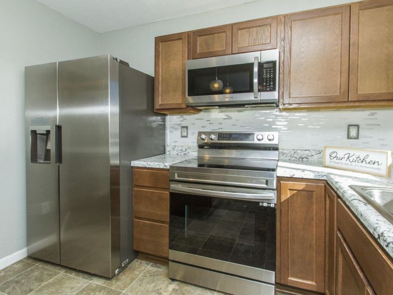 7541 Twisted Bark Drive , Canal Winchester, OH 43110 Photo 8