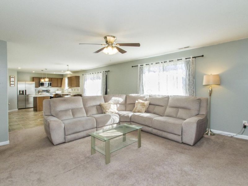 7541 Twisted Bark Drive , Canal Winchester, OH 43110 Photo 9