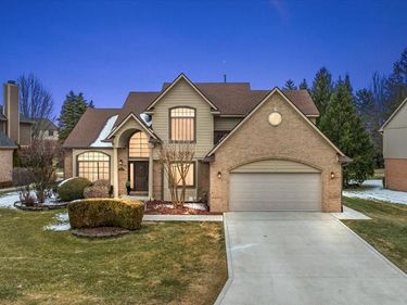 16622 Sherwood Lane , Northville Twp, MI 48168