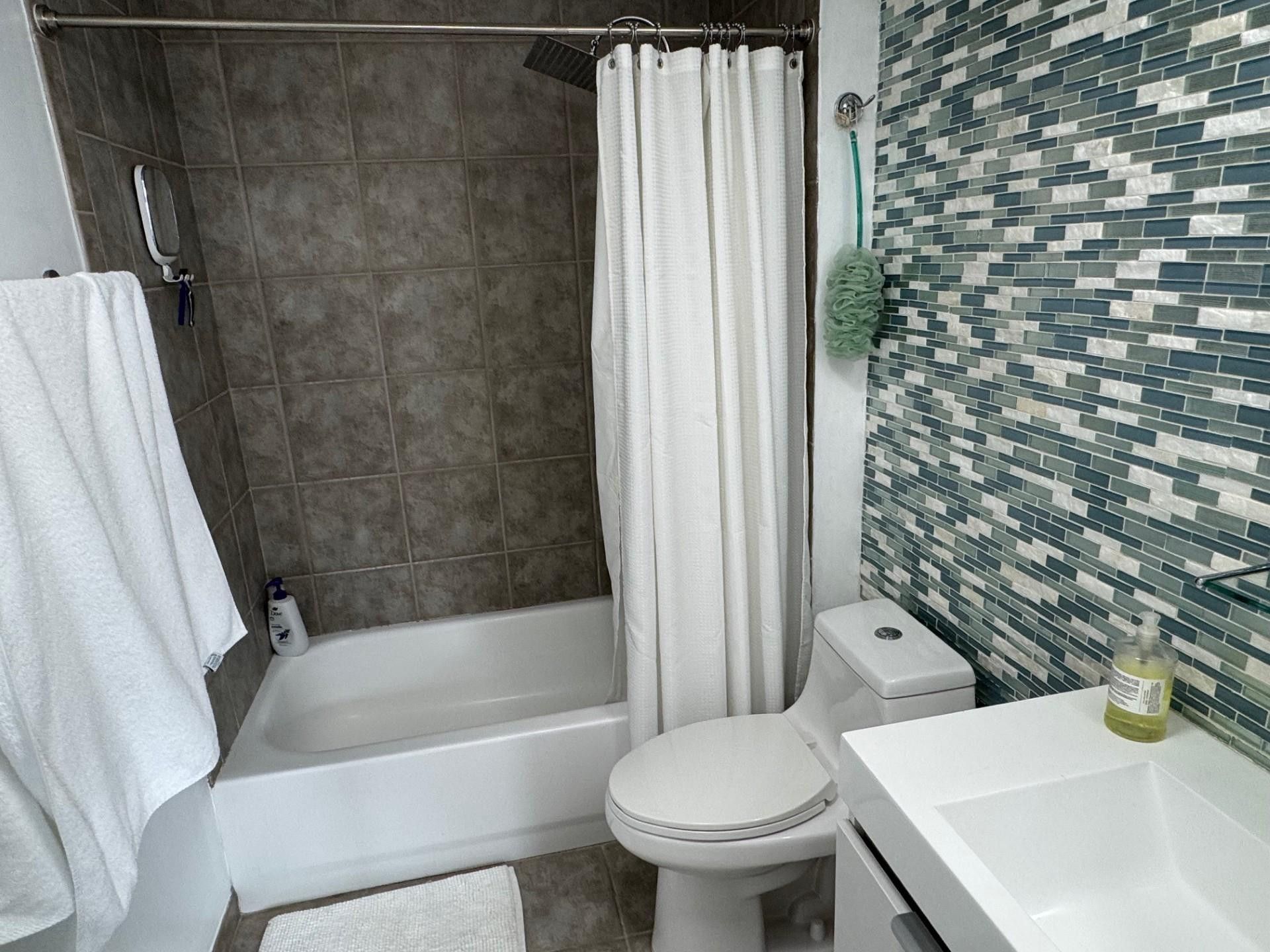 455 NE 25th Street, Unit 902, Miami, FL 33137 Photo