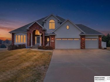 13811 S 41st Street , Bellevue, NE 68123