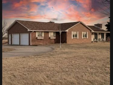 4472 County Road P43 , Fort Calhoun, NE 68023