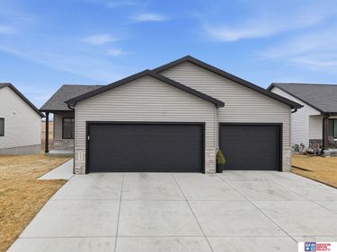 942 W Panorama Road , Lincoln, NE 68523