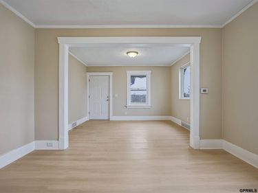 4413 Sprague Street, Omaha, NE 68111