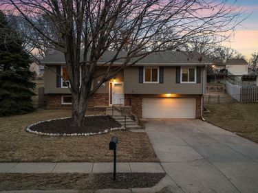 15329 Davenport Circle , Omaha, NE 68154