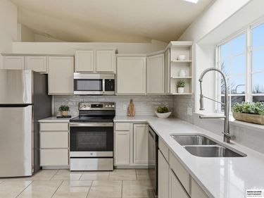 10511 S 27th Street, Bellevue, NE 68123