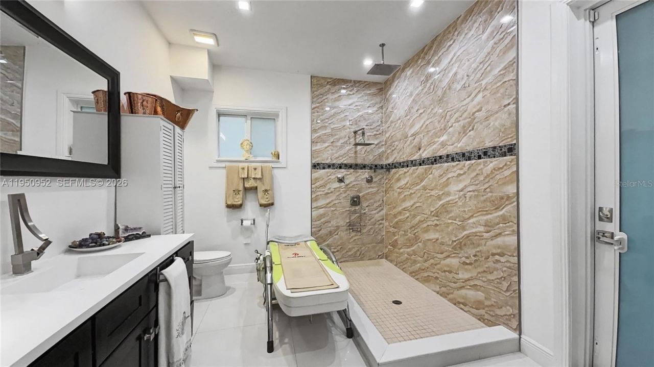 34 Seagate Beach, Unit #34, Key Largo, FL 33037 Photo