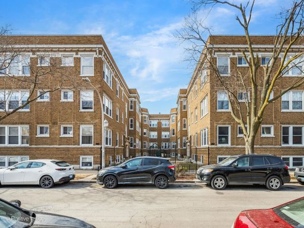 6906 N Lakewood Avenue , Unit 3W, Chicago, IL 60626