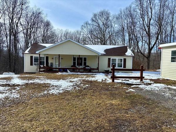 154 McBride Way, ROCK, WV 24747