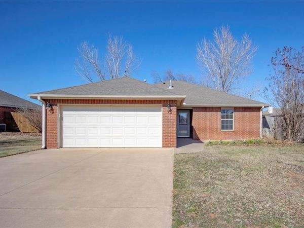 810 E Kc Court, Stillwater, OK 74075