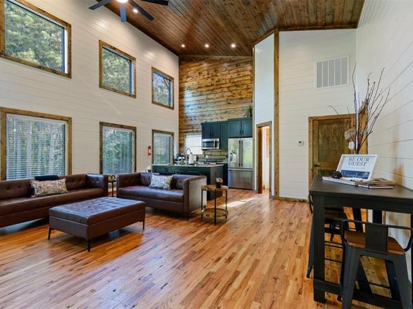 118 Gopher Wood Trail, Broken Bow, OK 74728